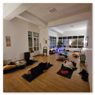 Aulas de Yoga em Estúdio Yoga P.